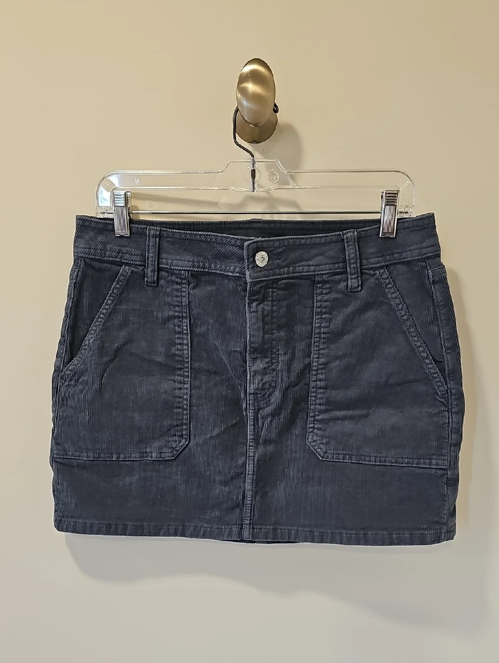 American Eagle High Waisted Corduroy Mini Skirt; EUC; Size 10; Teal color - Picture 1 of 7